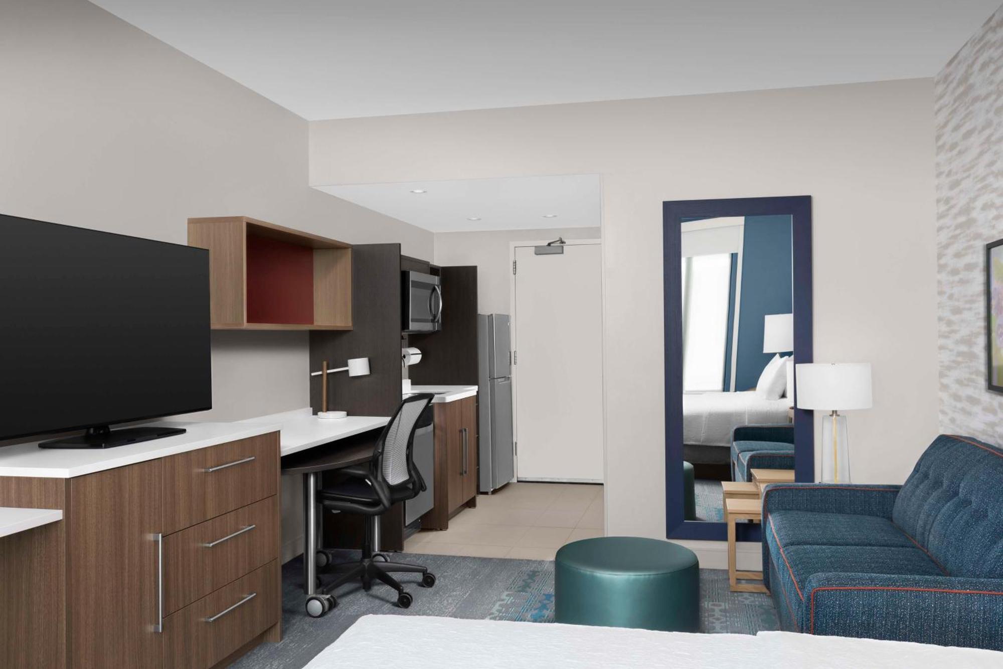 Home2 Suites By Hilton Falls Church Eksteriør billede